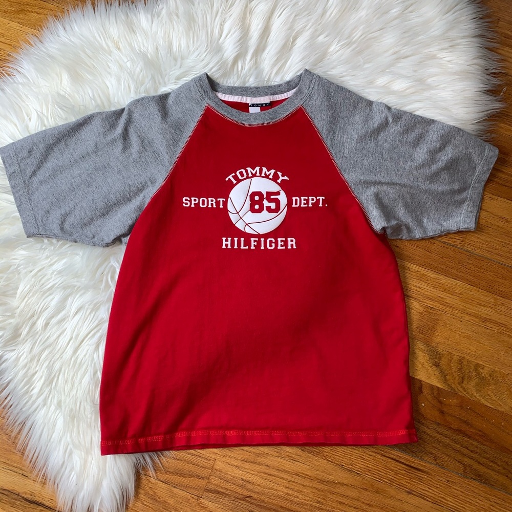 Tommy Hilfiger Boys Youth Small Short Sleeved Tee
